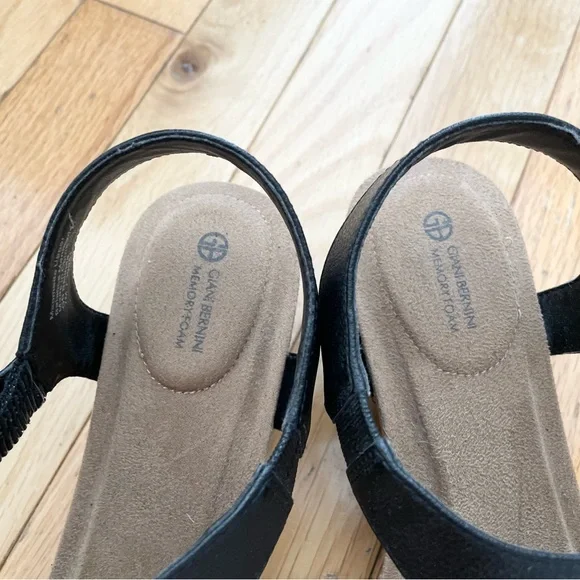 Giani Bernini Belinaa Black Memory Foam Wedge Sandals Sz 7 - Picture 5 of 8